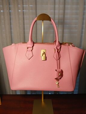 Samantha Thavasa Lady Azel Pink Leather Bag/Crossbody